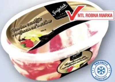 Smještak Sladoled bourbon vanilija s preljevom od maline