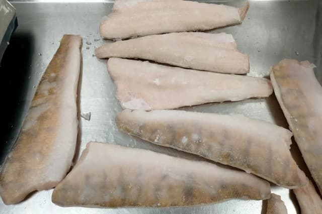 3750G SMUĐ FILET 230/300G