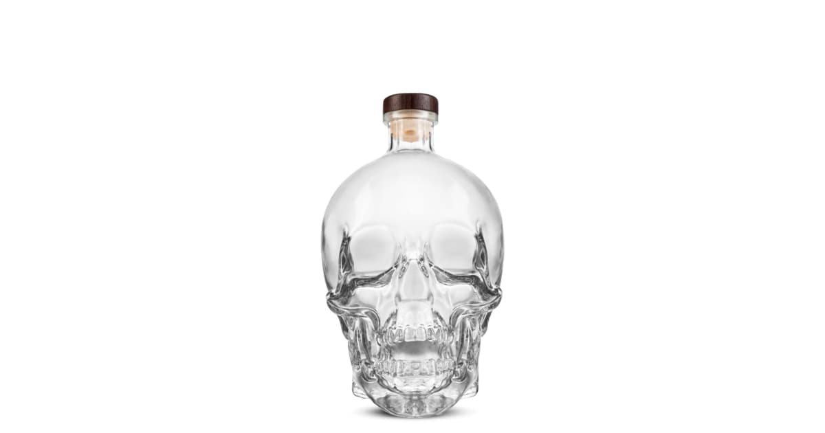 VODKA CRYSTAL HEAD 0,70 (6)*