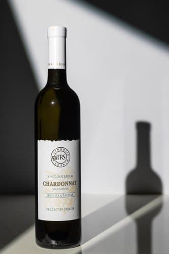 VINO CHARDONNAY JARAM 0,75 l
